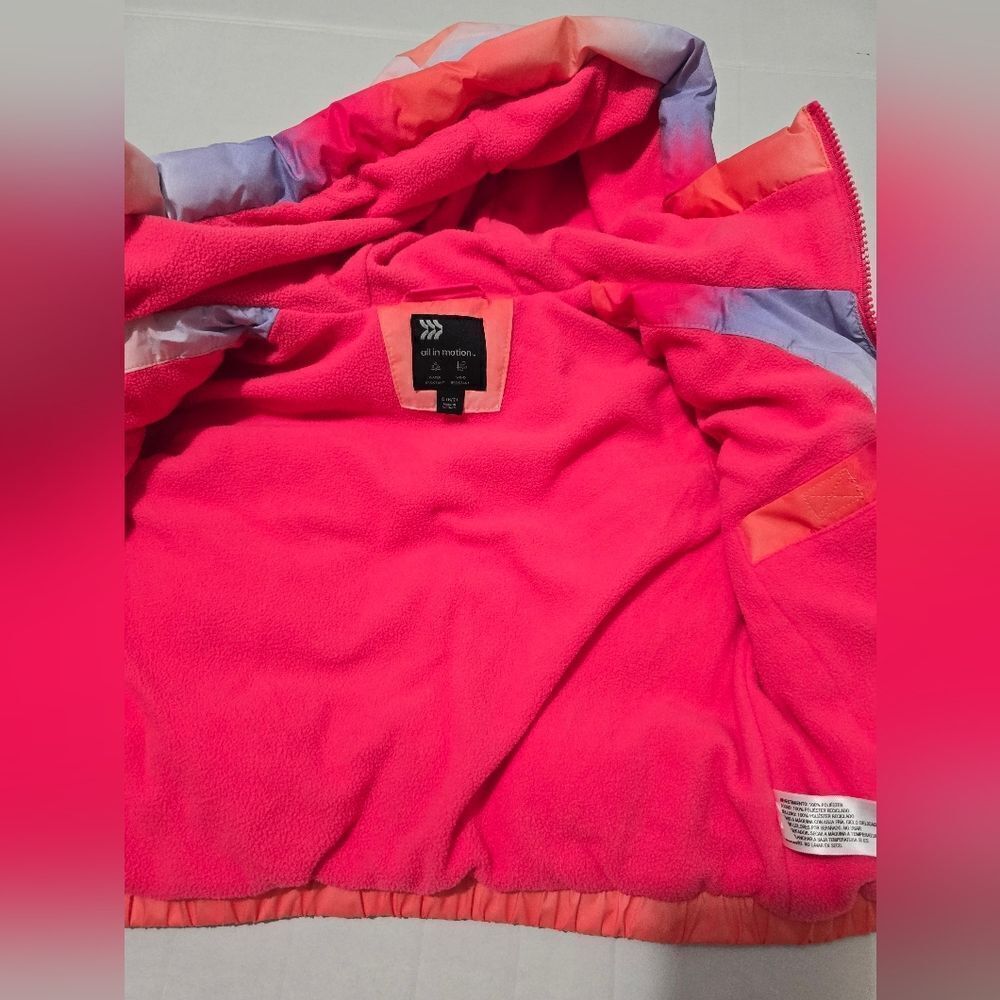 All In Motion Girls Puffer Jacket Size 6/7 - Picture 5 of 9